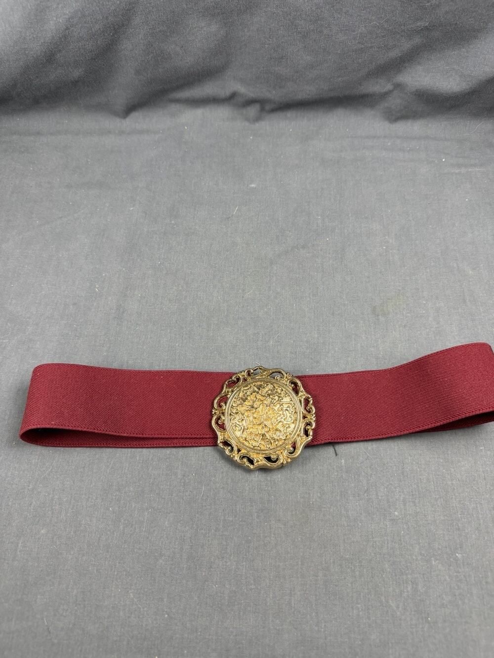 Vintage 80’s 90s Belt Gold Medallion Buckle Burgundy Elastic Stretchy Waist Band
